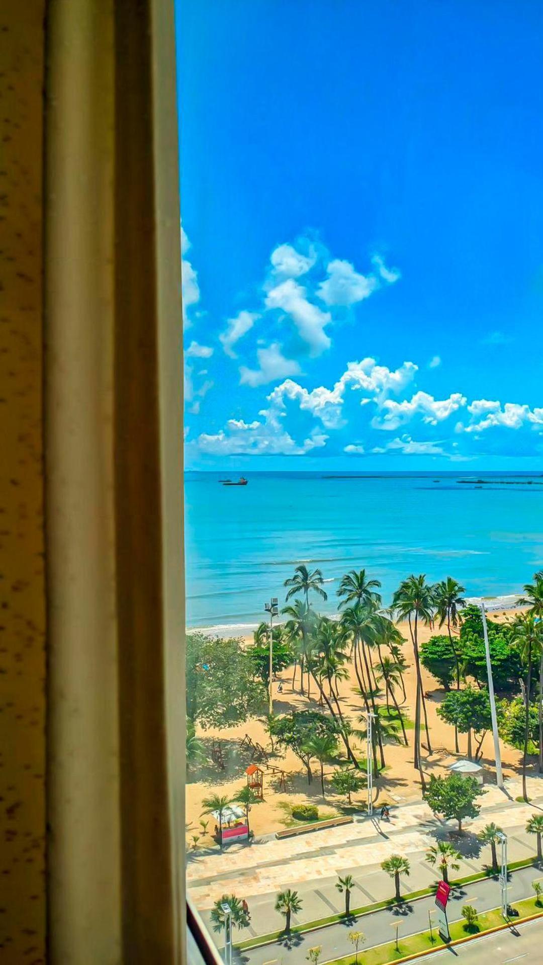 Seara Praia Hotel ฟอร์ตาเลซา ภายนอก รูปภาพ View of the beach from the hotel